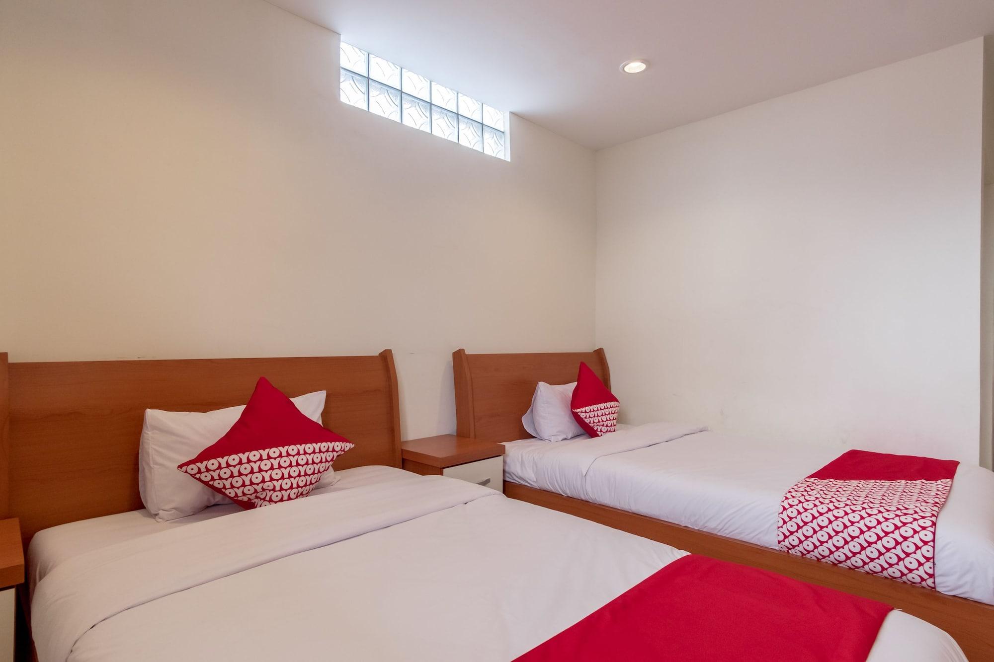 Oyo 294 Andrea Residence Syariah Medan Dış mekan fotoğraf