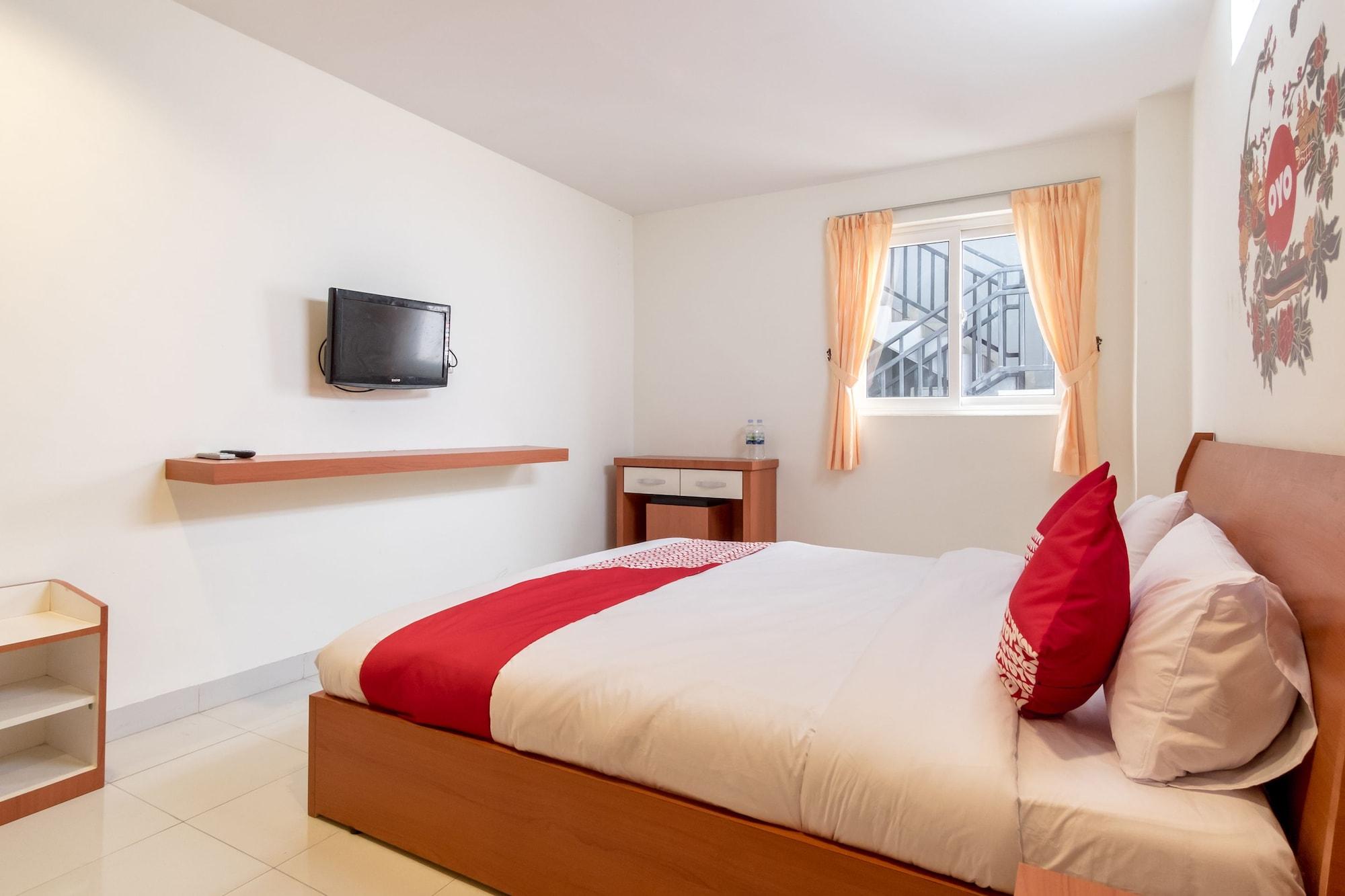 Oyo 294 Andrea Residence Syariah Medan Dış mekan fotoğraf
