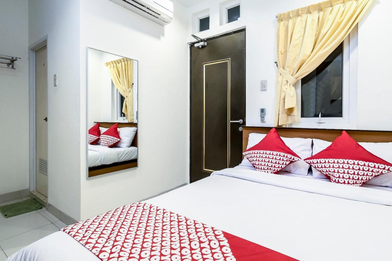 Oyo 294 Andrea Residence Syariah Medan Dış mekan fotoğraf