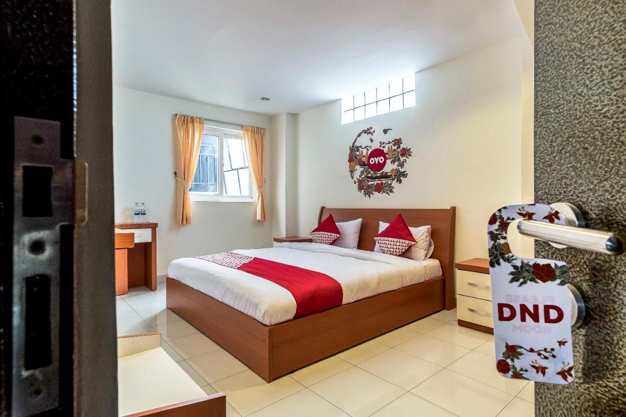 Oyo 294 Andrea Residence Syariah Medan Dış mekan fotoğraf