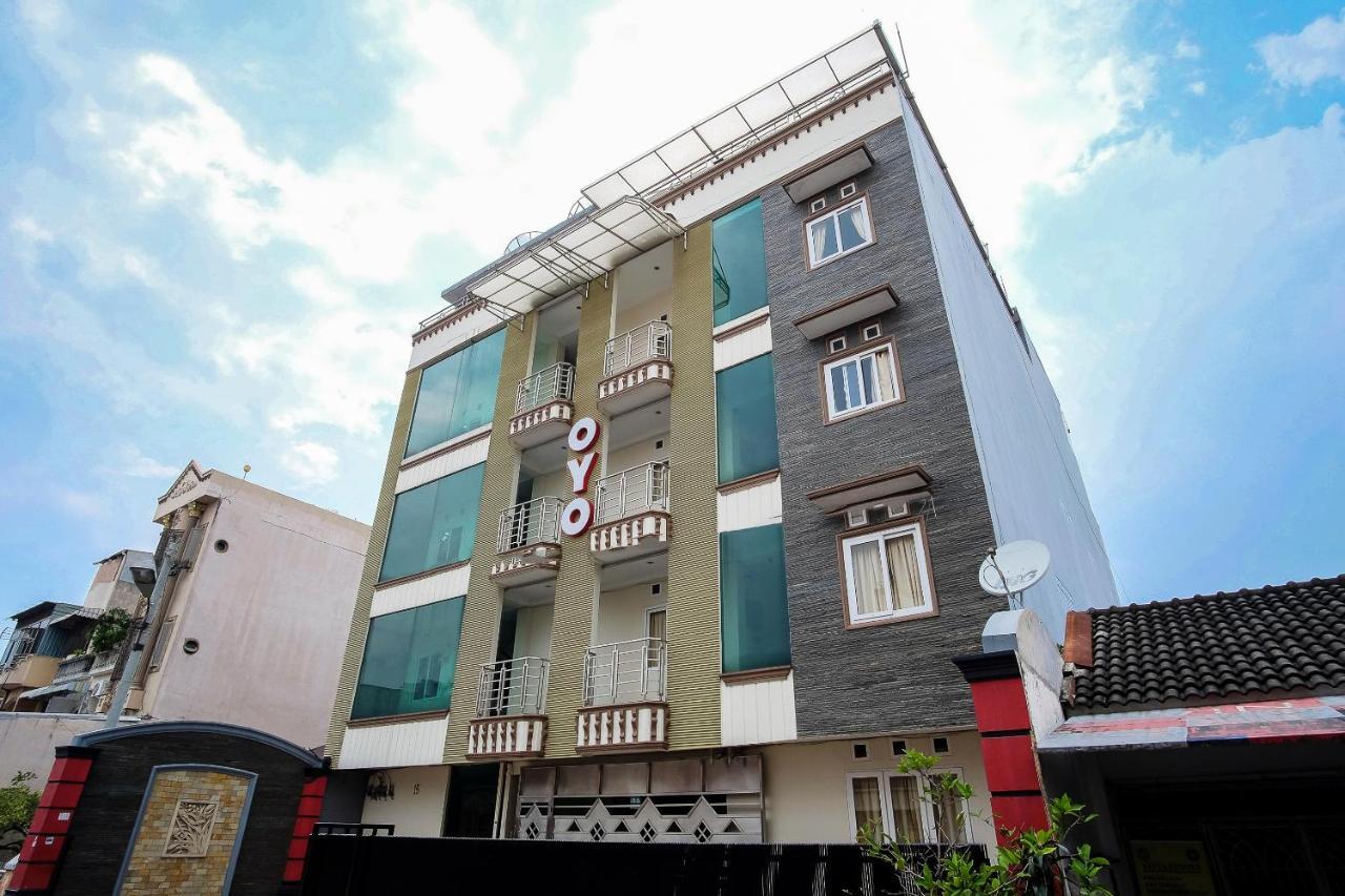 Oyo 294 Andrea Residence Syariah Medan Dış mekan fotoğraf