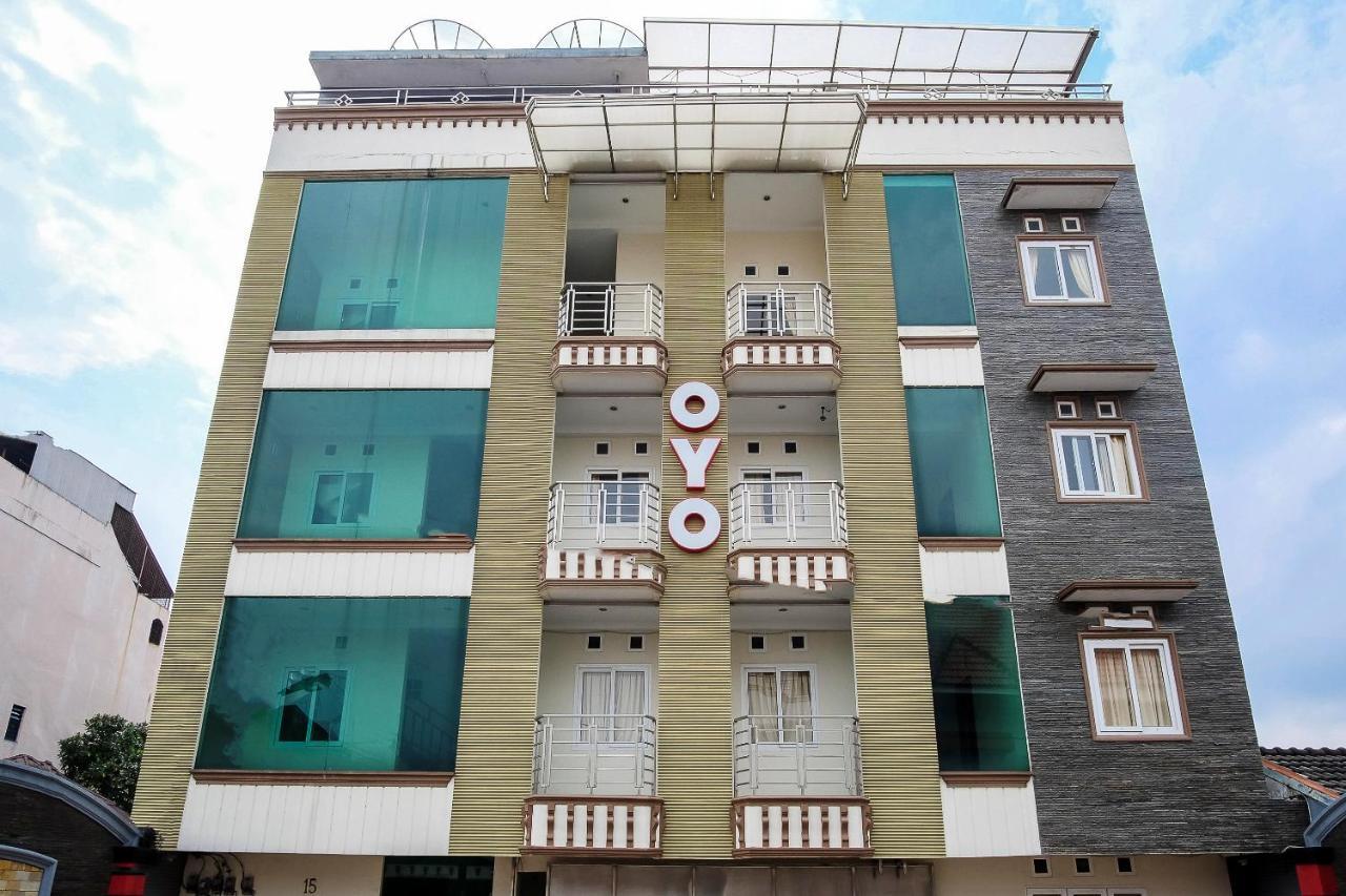 Oyo 294 Andrea Residence Syariah Medan Dış mekan fotoğraf